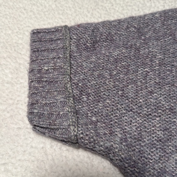 Ann Taylor Loft Gray S/S Sweater, EUC, Size Small - Picture 5 of 9